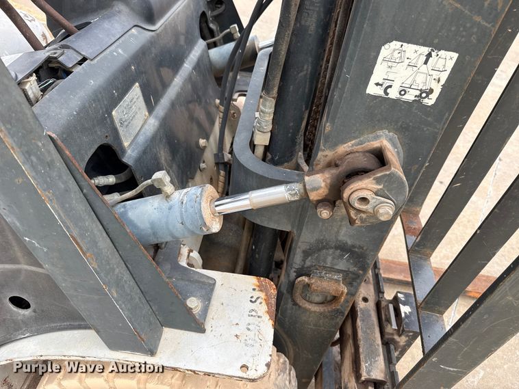 image for item ES5662 2006 Nissan MPL02A25LV forklift