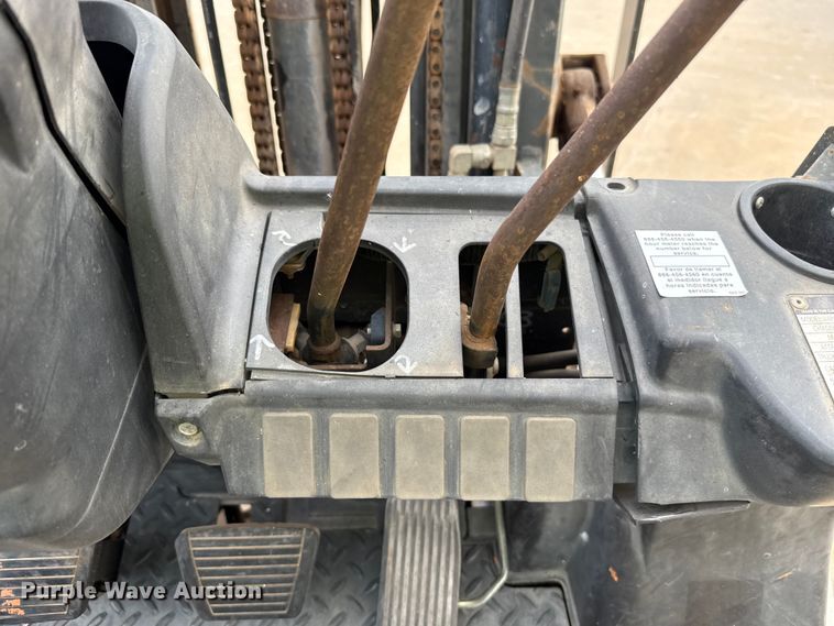 image for item ES5662 2006 Nissan MPL02A25LV forklift