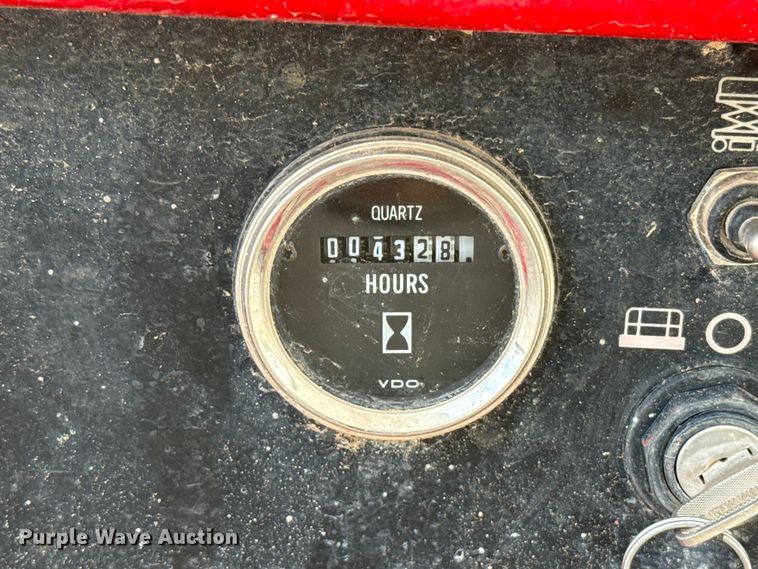 image for item ES5663 2022 MEC Micro 19 scissor lift