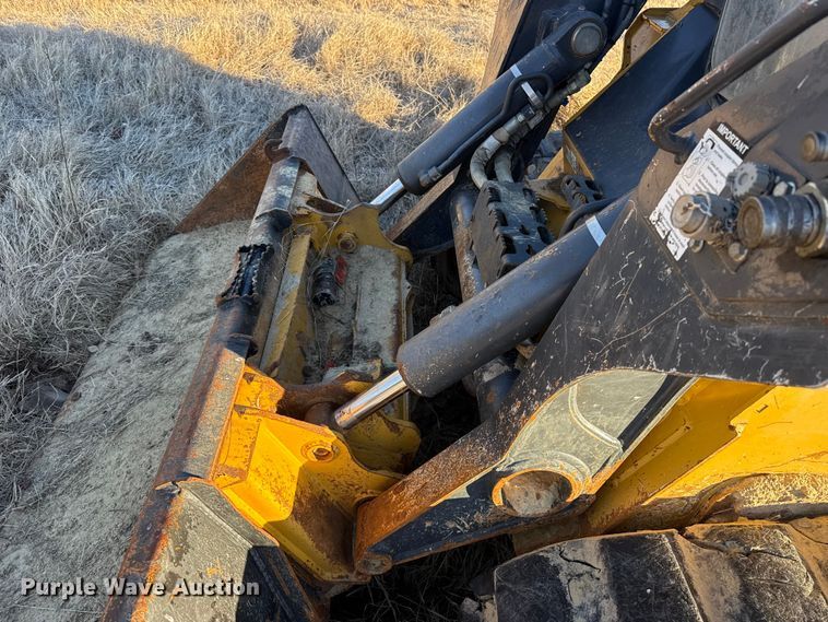 image for item ES5680 2020 John Deere 333G tracked skid steer loader