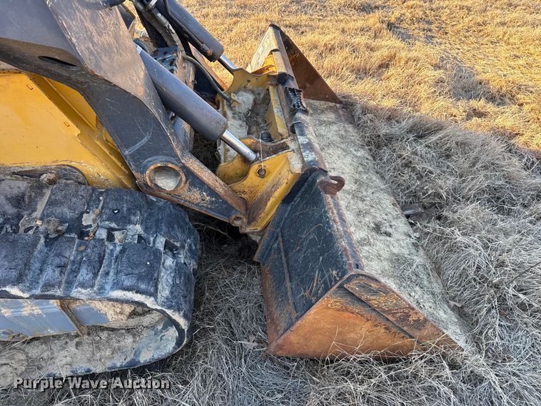 image for item ES5680 2020 John Deere 333G tracked skid steer loader