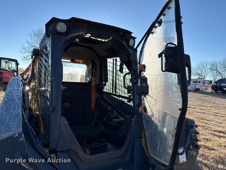 image for item ES5680 2020 John Deere 333G tracked skid steer loader