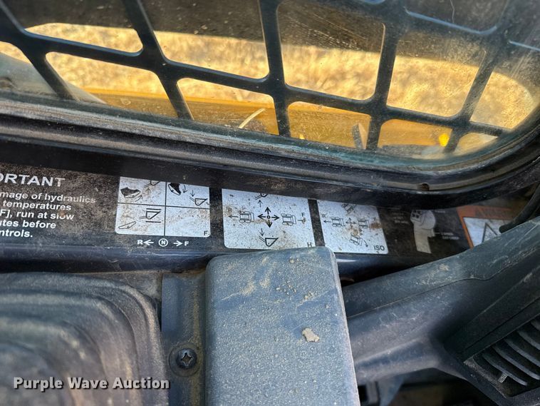 image for item ES5680 2020 John Deere 333G tracked skid steer loader