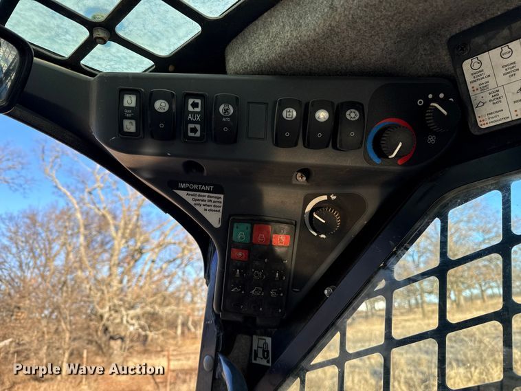 image for item ES5680 2020 John Deere 333G tracked skid steer loader