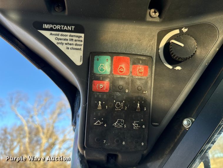 image for item ES5680 2020 John Deere 333G tracked skid steer loader