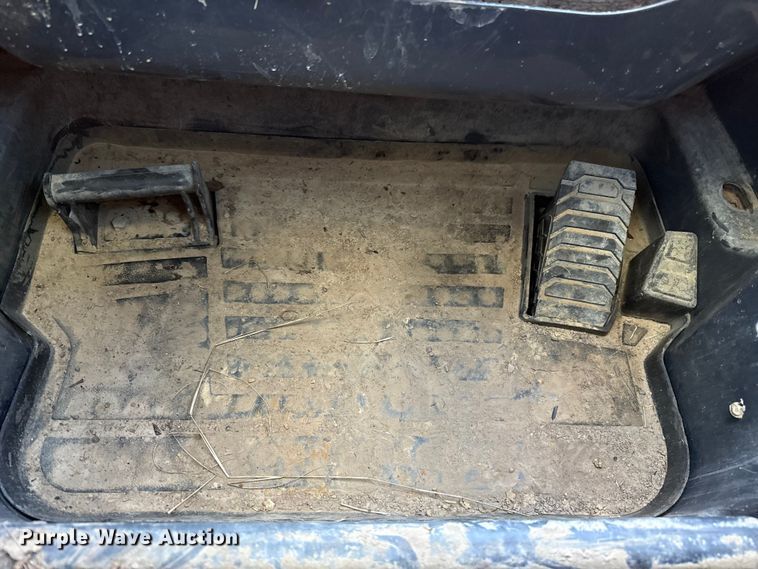 image for item ES5680 2020 John Deere 333G tracked skid steer loader