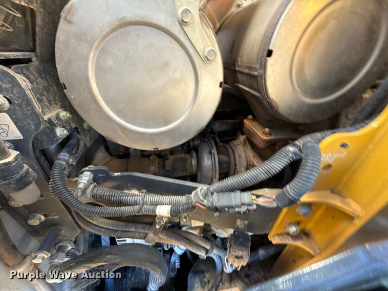 image for item ES5680 2020 John Deere 333G tracked skid steer loader