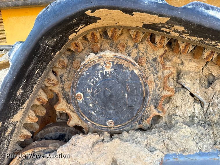 image for item ES5680 2020 John Deere 333G tracked skid steer loader