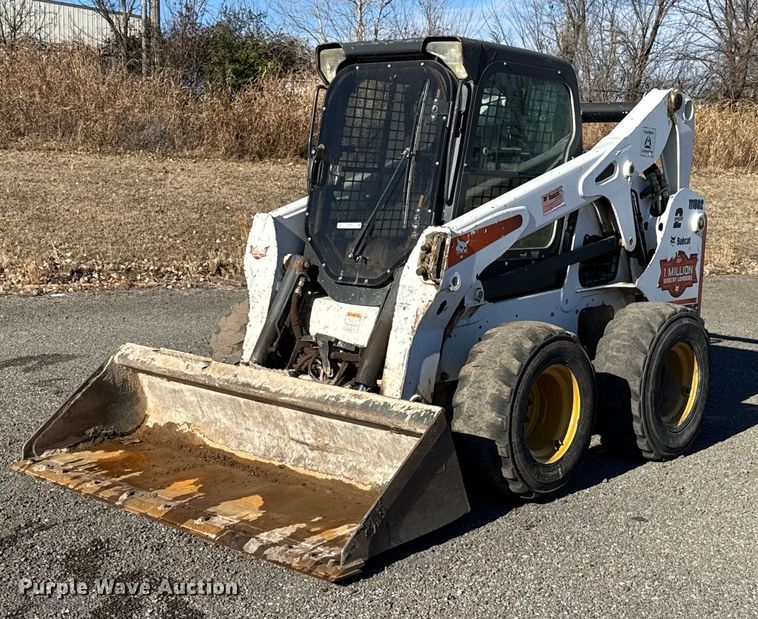image for item ES5697 2014 Bobcat S650 skid steer loader