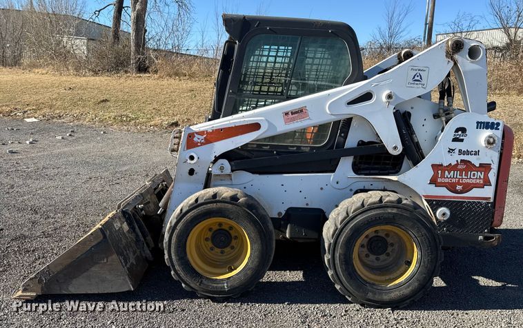 image for item ES5697 2014 Bobcat S650 skid steer loader