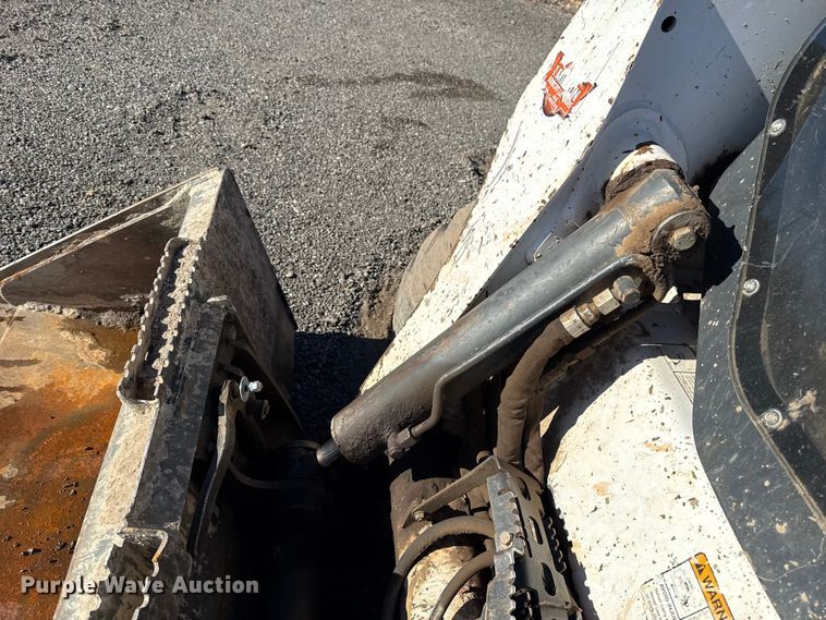 image for item ES5697 2014 Bobcat S650 skid steer loader