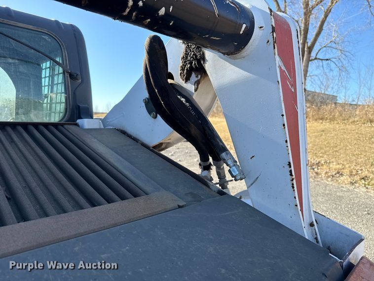 image for item ES5697 2014 Bobcat S650 skid steer loader