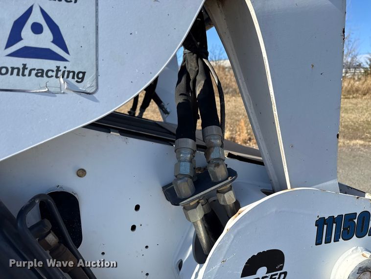 image for item ES5697 2014 Bobcat S650 skid steer loader