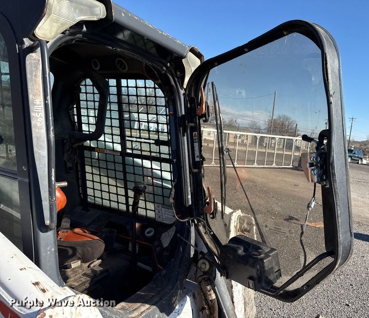 image for item ES5697 2014 Bobcat S650 skid steer loader