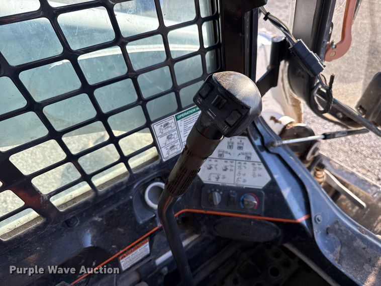 image for item ES5697 2014 Bobcat S650 skid steer loader