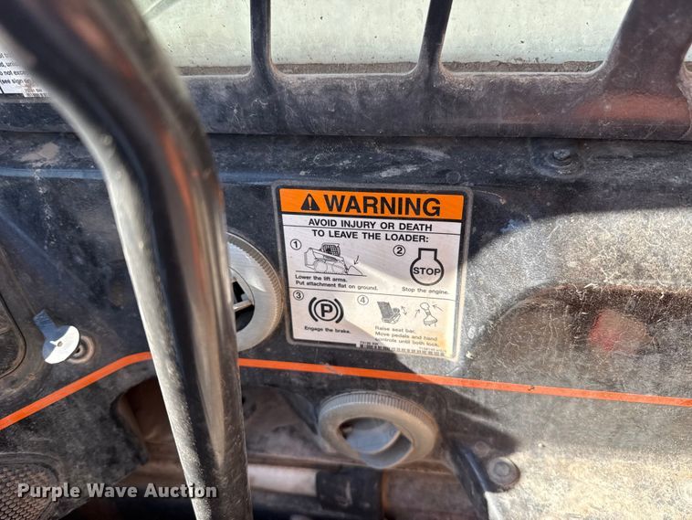 image for item ES5697 2014 Bobcat S650 skid steer loader