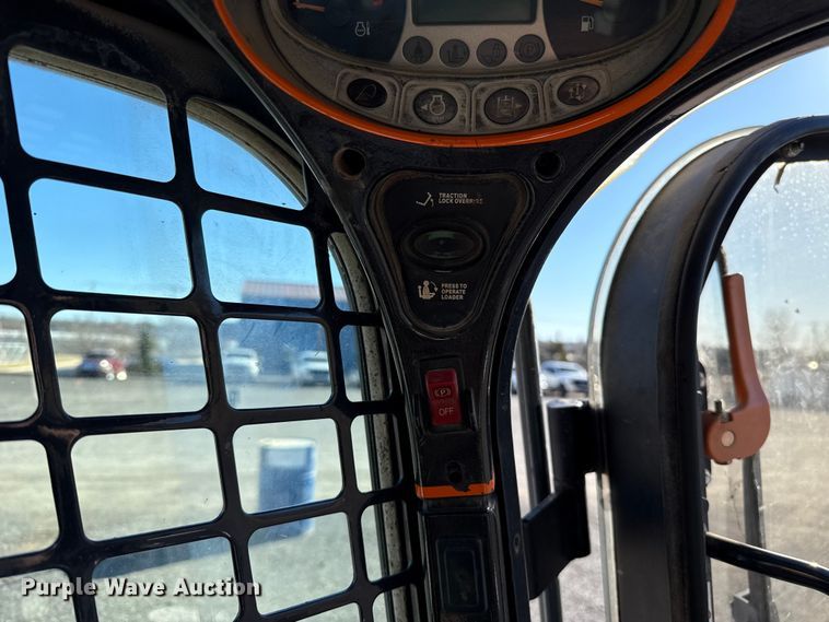 image for item ES5697 2014 Bobcat S650 skid steer loader