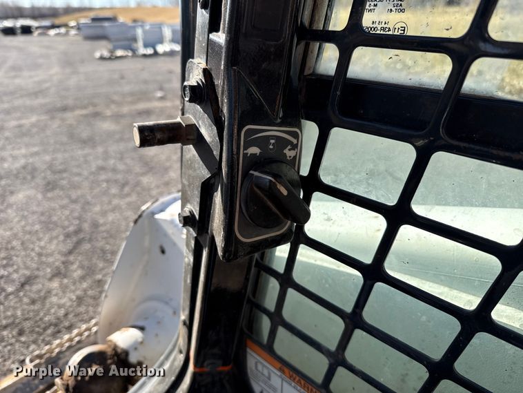 image for item ES5697 2014 Bobcat S650 skid steer loader