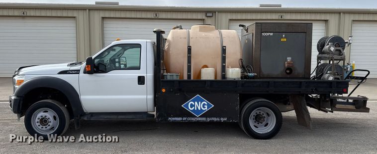 image for item ES5711 2011 Ford F550 Super Duty XL flatbed truck