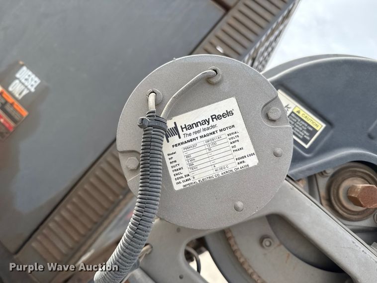 image for item ES5711 2011 Ford F550 Super Duty XL flatbed truck