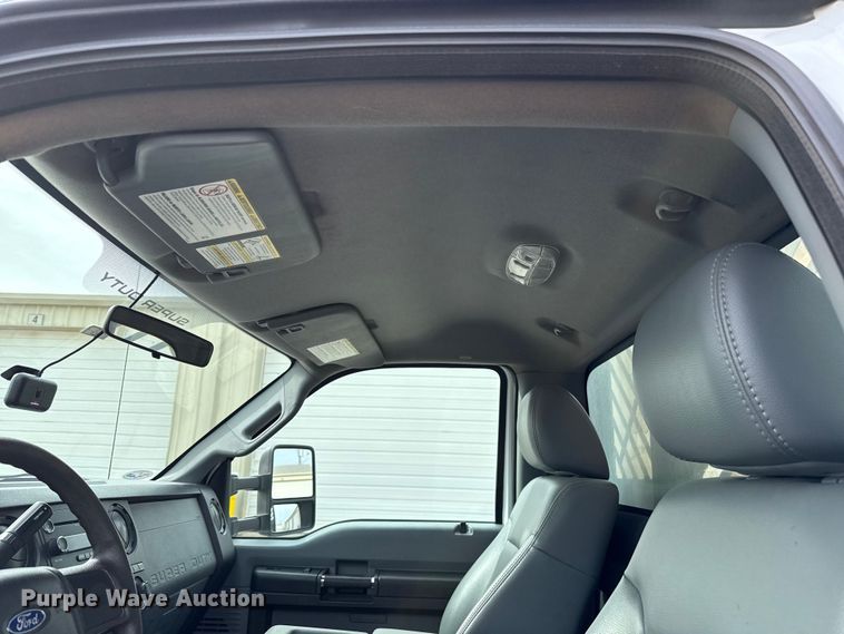 image for item ES5711 2011 Ford F550 Super Duty XL flatbed truck