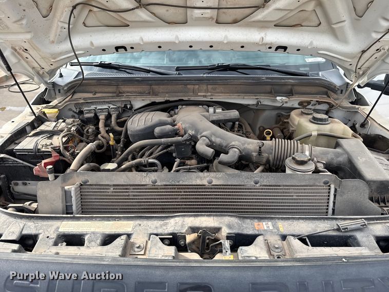 image for item ES5711 2011 Ford F550 Super Duty XL flatbed truck