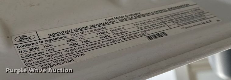 image for item ES5711 2011 Ford F550 Super Duty XL flatbed truck