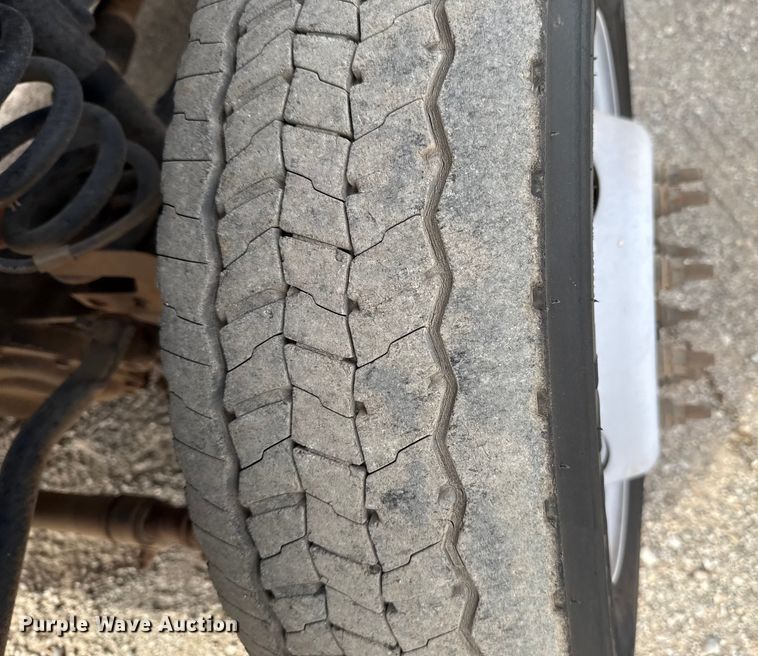 image for item ES5711 2011 Ford F550 Super Duty XL flatbed truck