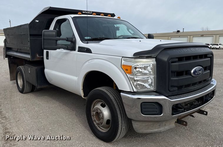 image for item ES5712 2011 Ford F350 Super Duty XL dump bed pickup truck