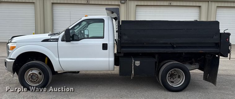 image for item ES5712 2011 Ford F350 Super Duty XL dump bed pickup truck