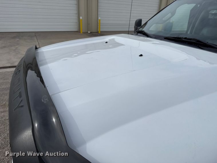 image for item ES5712 2011 Ford F350 Super Duty XL dump bed pickup truck