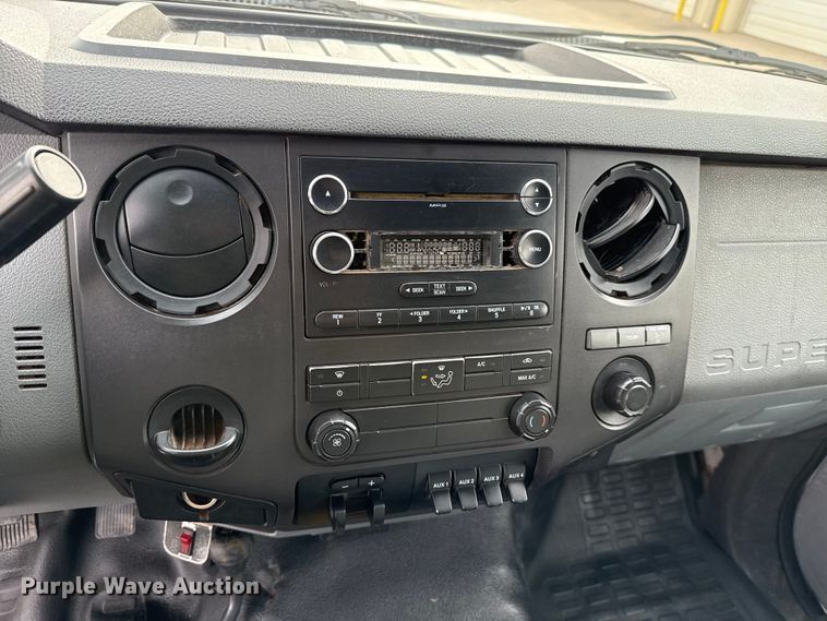 image for item ES5712 2011 Ford F350 Super Duty XL dump bed pickup truck