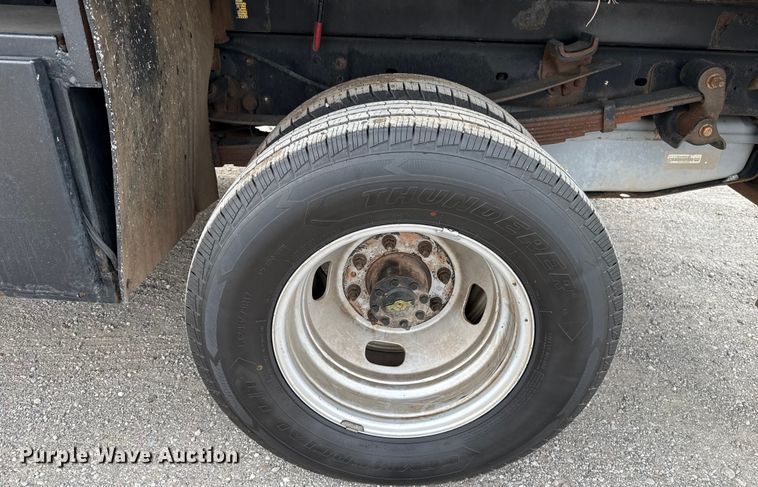 image for item ES5712 2011 Ford F350 Super Duty XL dump bed pickup truck