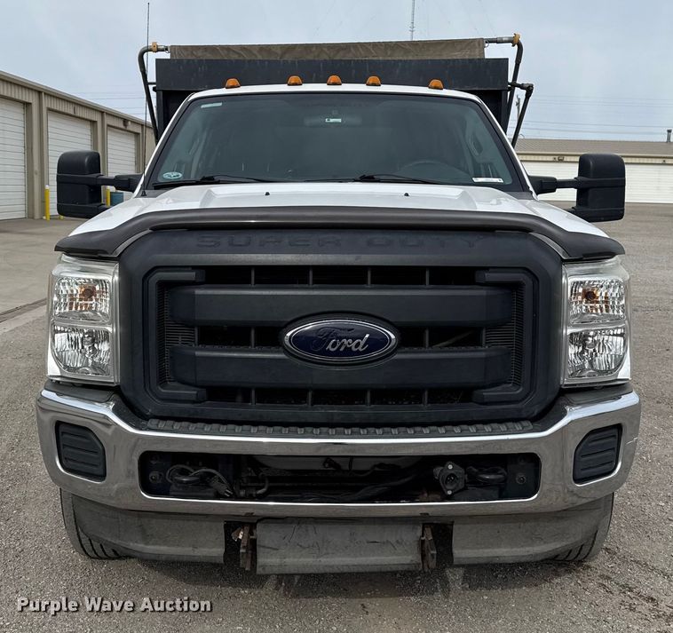 image for item ES5713 2012 Ford F350 Super Duty XL dump bed pickup truck