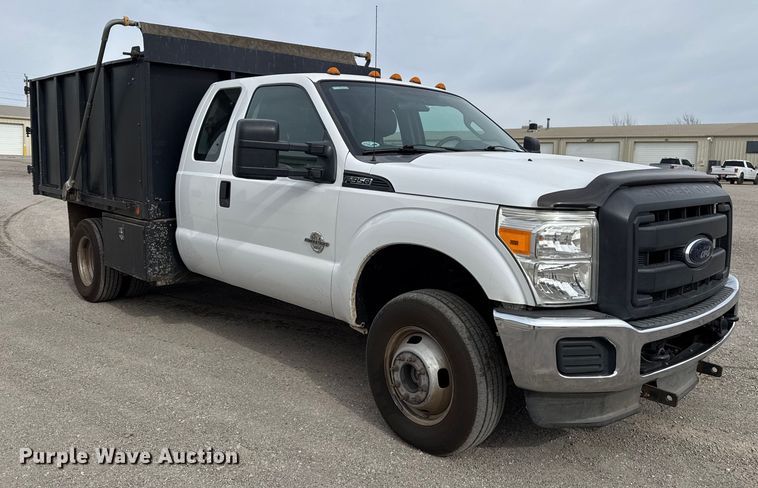 image for item ES5713 2012 Ford F350 Super Duty XL dump bed pickup truck