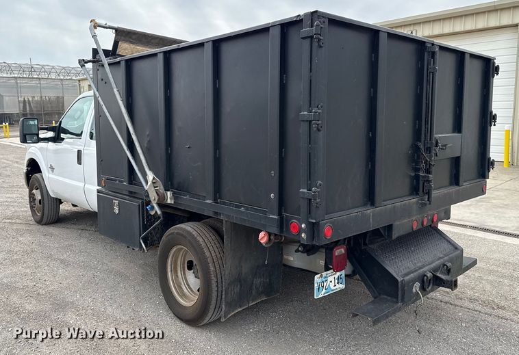 image for item ES5713 2012 Ford F350 Super Duty XL dump bed pickup truck