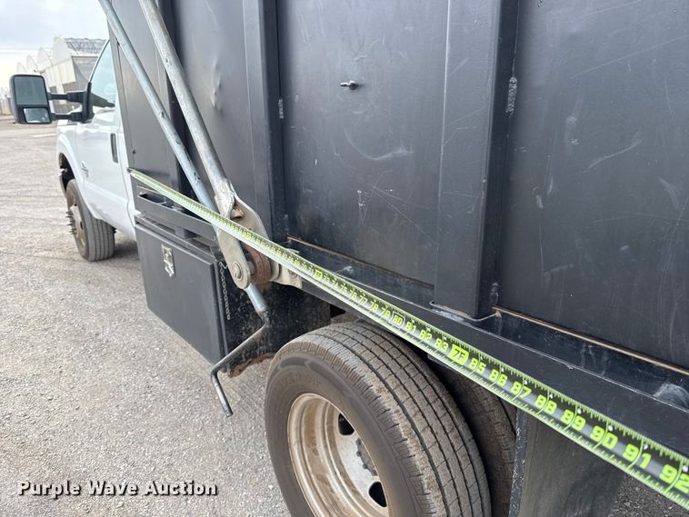 image for item ES5713 2012 Ford F350 Super Duty XL dump bed pickup truck