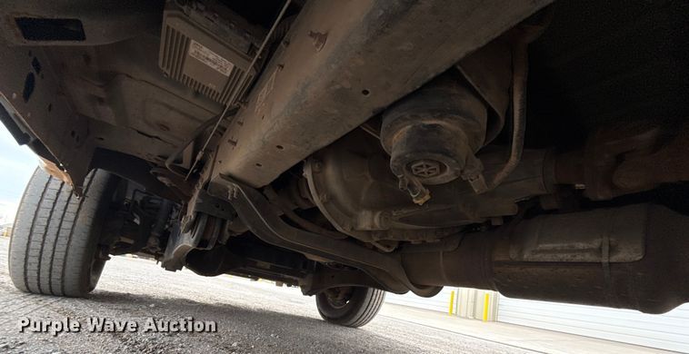 image for item ES5713 2012 Ford F350 Super Duty XL dump bed pickup truck