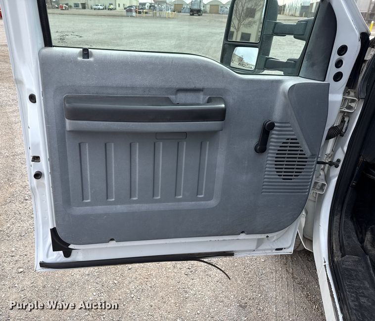 image for item ES5713 2012 Ford F350 Super Duty XL dump bed pickup truck