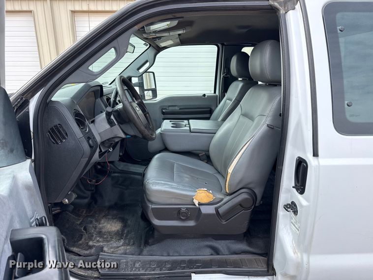 image for item ES5713 2012 Ford F350 Super Duty XL dump bed pickup truck