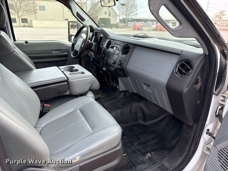 image for item ES5713 2012 Ford F350 Super Duty XL dump bed pickup truck