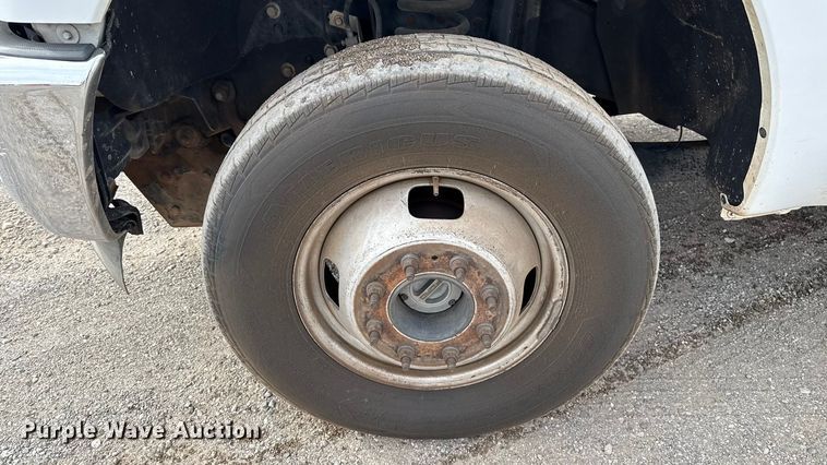 image for item ES5713 2012 Ford F350 Super Duty XL dump bed pickup truck