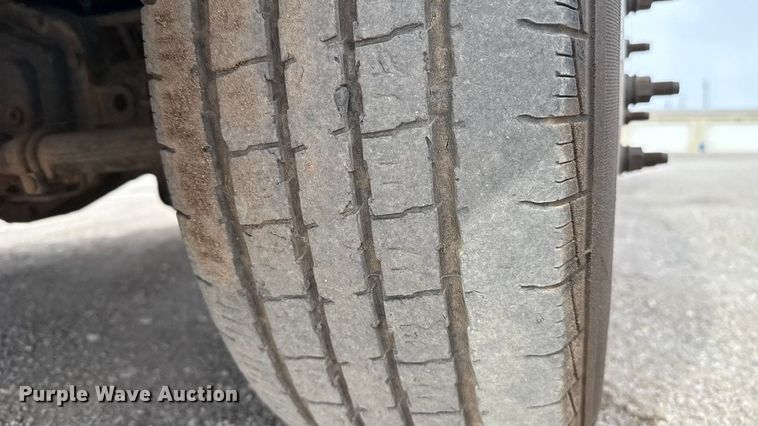 image for item ES5713 2012 Ford F350 Super Duty XL dump bed pickup truck