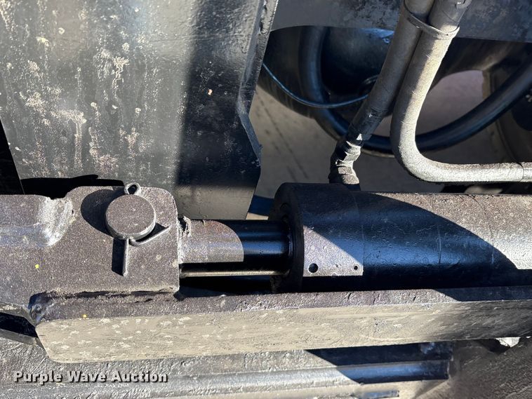 image for item ES8509 2001 Taylor TX180 forklift