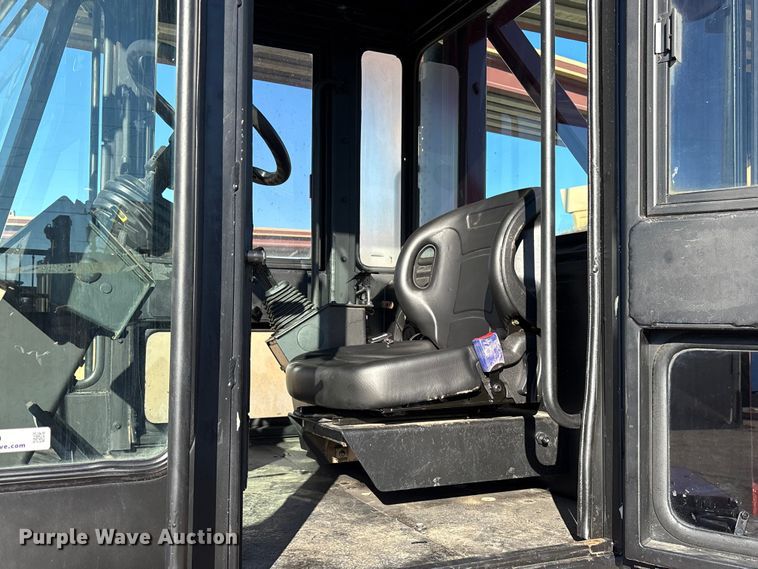 image for item ES8509 2001 Taylor TX180 forklift