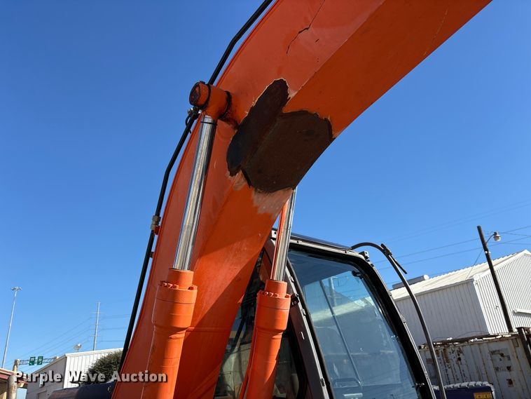 image for item ES8510 2012 Hitachi Zaxis 120-3 excavator