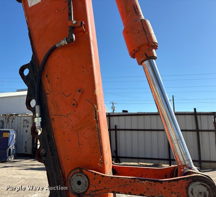 image for item ES8510 2012 Hitachi Zaxis 120-3 excavator