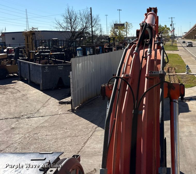 image for item ES8510 2012 Hitachi Zaxis 120-3 excavator