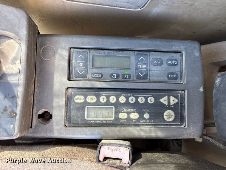 image for item ES8510 2012 Hitachi Zaxis 120-3 excavator