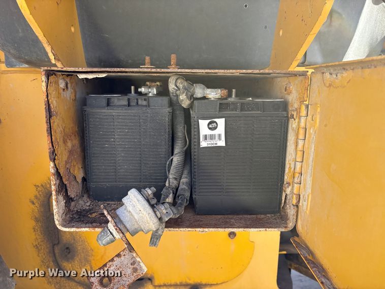 image for item ES8511 2012 John Deere 644K wheel loader